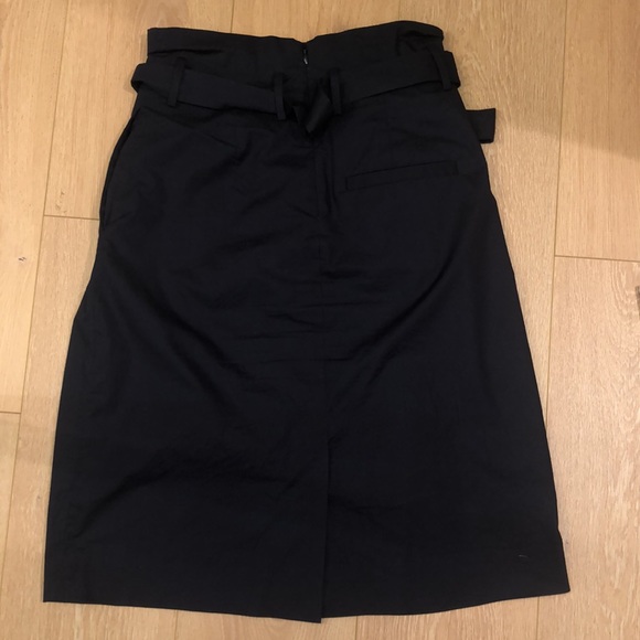 COS Skirt size6 - Picture 2 of 2